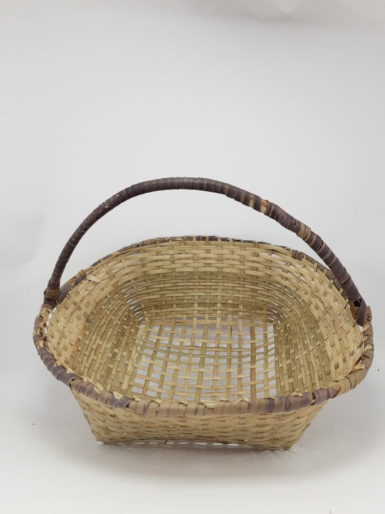 Cesta com alça de Miriti